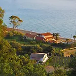 Vakantiehuis Beachfront House Eftichia *