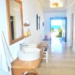 Beachfront House Eftichia Casa de Férias