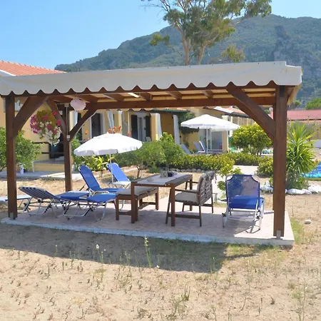 Nyaraló Beachfront House Eftichia *