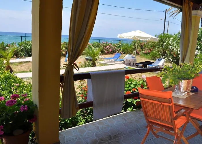 Beachfront House Eftichia Tatil Evi